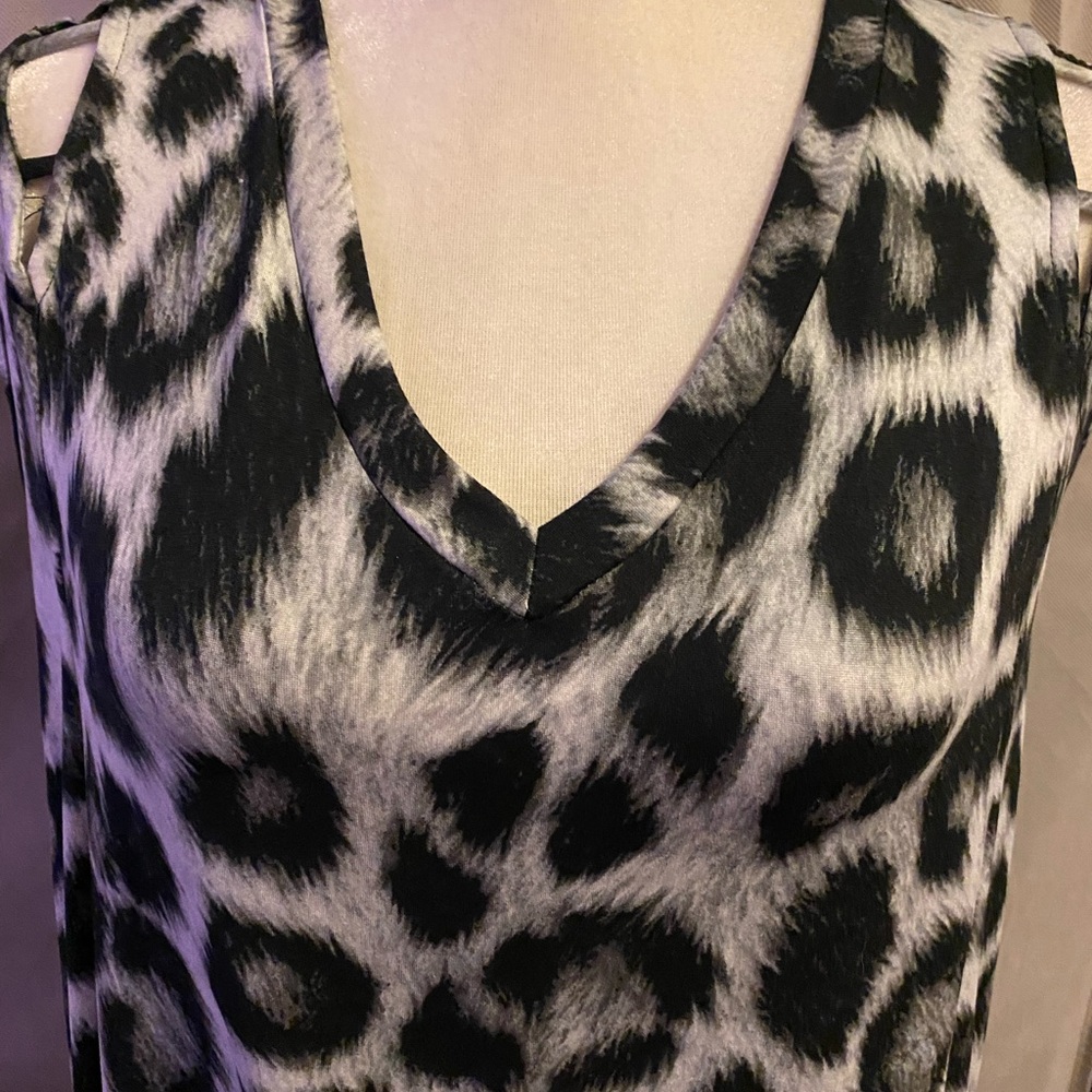 Sew In Love - Picture 2 of 4